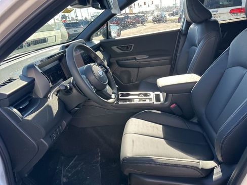 New 2026 Subaru Outback Limited image 9