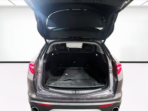 Used 2018 Alfa Romeo Stelvio Ti image 19