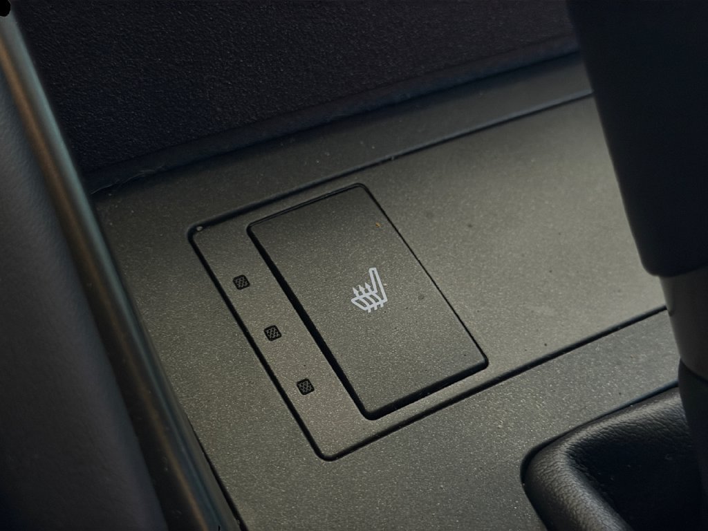 Used 2024 Lexus IS 350 F Sport RWD image 19