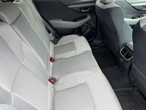 Used 2025 Subaru Outback Premium w/ Popular Package #1A image 19