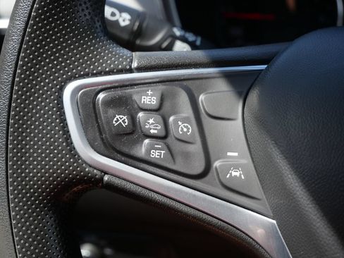 Used 2023 Chevrolet Equinox LT FWD image 26
