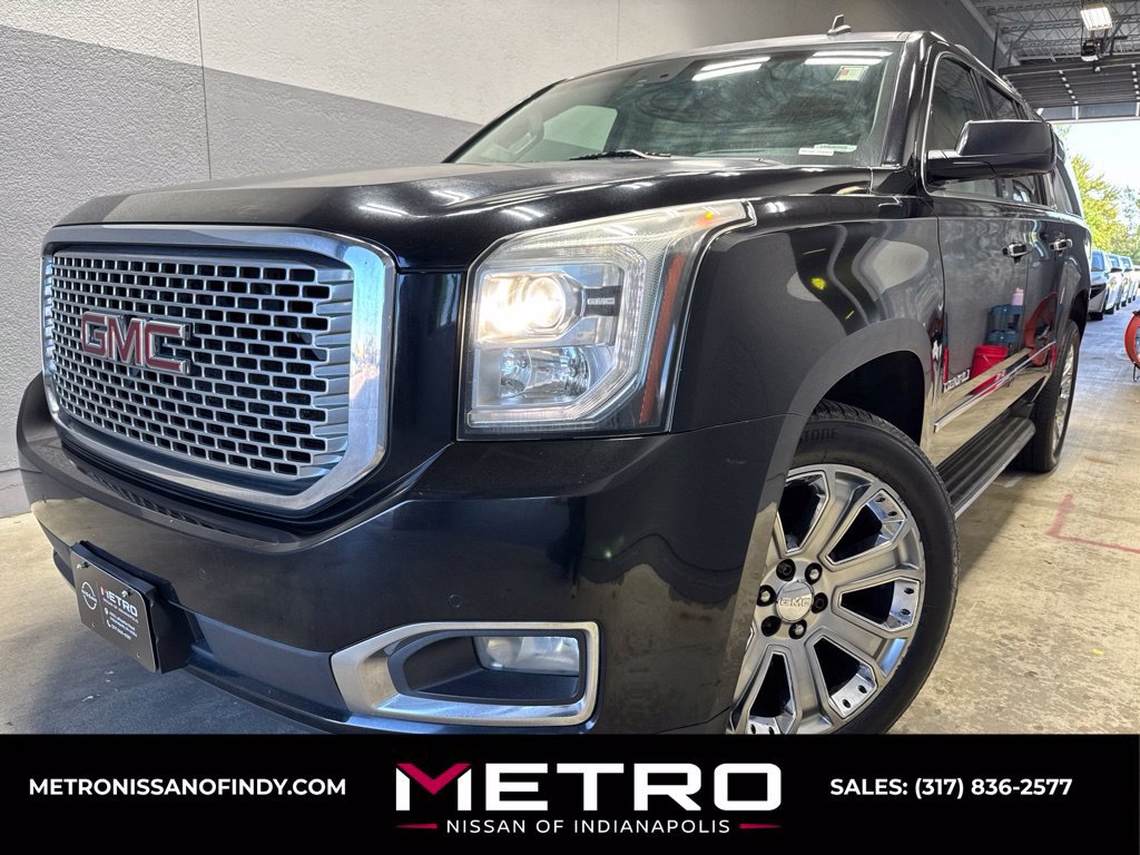 Used 2015 GMC Yukon XL Denali w/ Touring Package AWD/4WD image 1