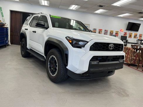 Used 2025 Toyota 4Runner TRD Off-Road image 24