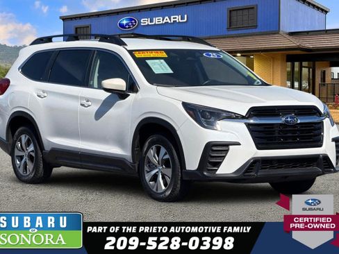 Used 2025 Subaru Ascent Premium AWD/4WD image 1