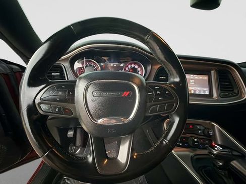 Used 2020 Dodge Challenger SXT RWD image 22