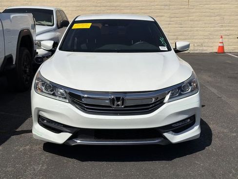 Used 2017 Honda Accord Sport image 2