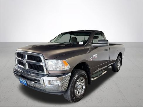 Used 2018 RAM 2500 SLT w/ Popular Equipment Group AWD/4WD image 2