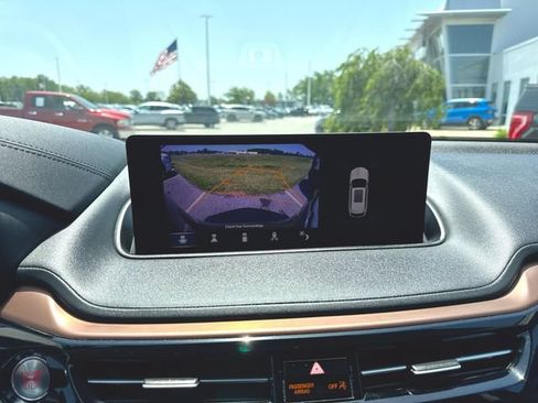 Used 2022 Acura MDX SH-AWD w/ Technology Package image 15
