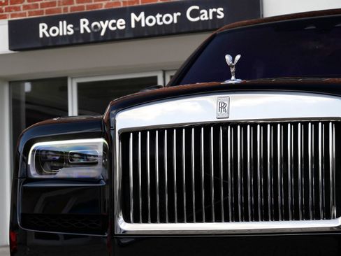 Certified 2023 Rolls-Royce Cullinan AWD/4WD image 7