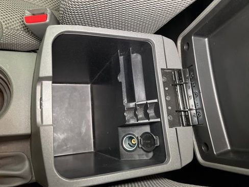 Used 2021 Nissan Frontier SV image 26