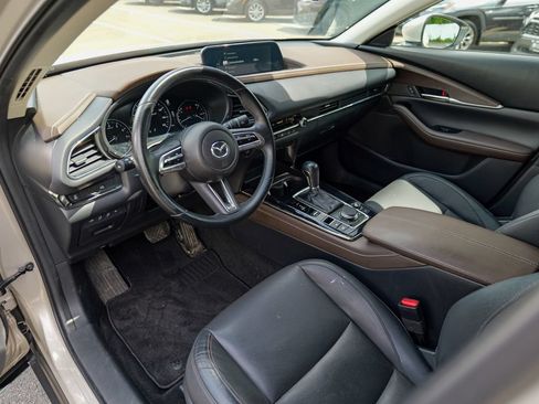 Used 2023 MAZDA CX-30 AWD 2.5 S w/ Premium Package image 19
