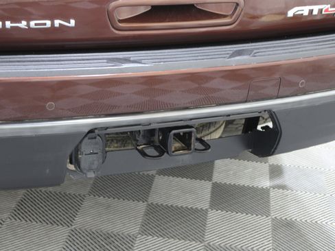 Used 2023 GMC Yukon XL AT4 w/ AT4 Premium Package image 39