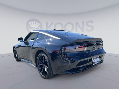 Used 2024 Nissan Z Performance w/ Floor Mat Package RWD image 14