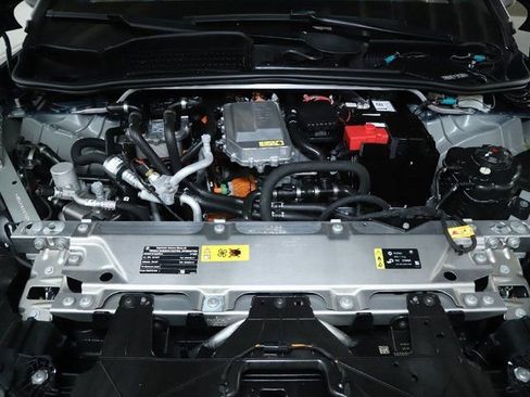 Used 2026 BMW iX xDrive45 w/ Premium Package image 34