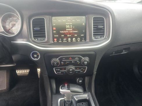 Used 2016 Dodge Charger R/T Scat Pack w/ Technology Group image 13