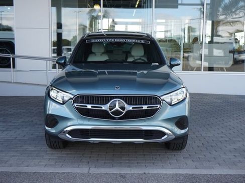 Used 2026 Mercedes-Benz GLC 300 image 3