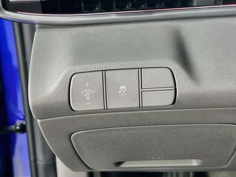Used 2024 Hyundai Elantra SEL w/ Convenience Package FWD image 10