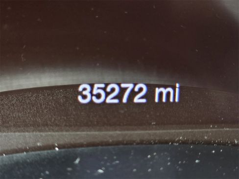 Used 2023 Dodge Durango SXT image 24