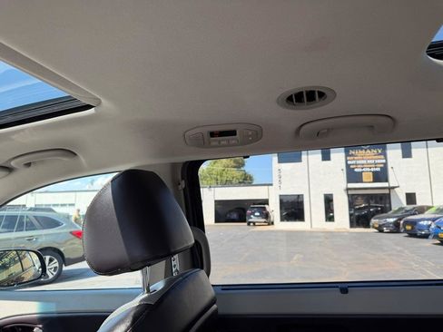 Used 2016 Kia Sedona SX Limited FWD image 35