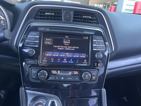 Used 2022 Nissan Maxima Platinum w/ Sport Mat Group image 18