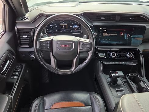 Used 2023 GMC Sierra 1500 AT4 w/ AT4 Premium Package AWD/4WD image 14