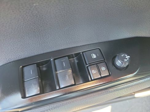 Used 2025 Toyota Camry SE w/ Convenience Package FWD image 23