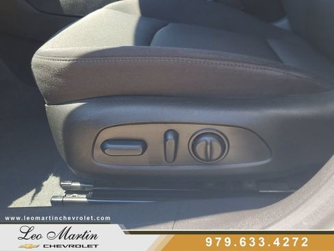 Used 2024 Chevrolet Malibu LT FWD image 12