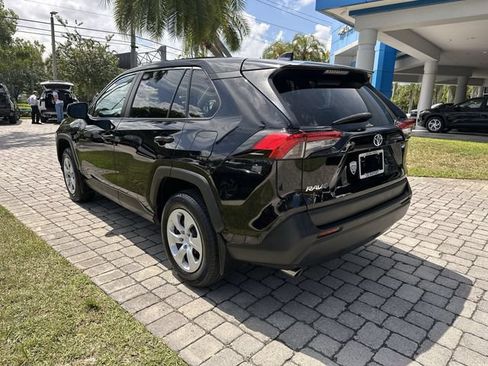 Used 2024 Toyota RAV4 LE FWD image 33