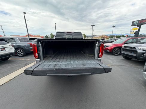 Used 2021 GMC Sierra 1500 AT4 w/ AT4 Value Package AWD/4WD image 30
