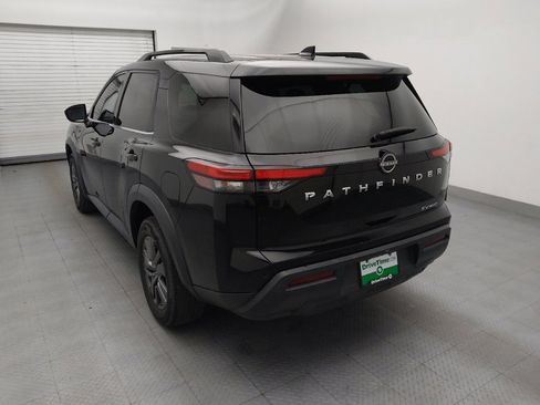 Used 2022 Nissan Pathfinder SV AWD/4WD image 5