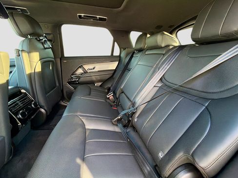 New 2026 Land Rover Range Rover Sport Dynamic SE image 21