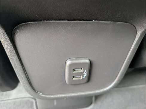 Used 2022 Chevrolet Equinox LT FWD image 21