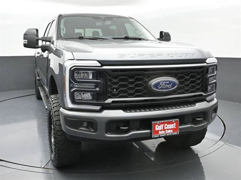 Used 2024 Ford F250 Lariat w/ Sport Appearance Package AWD/4WD image 3
