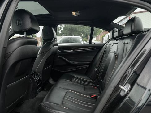 Used 2017 BMW 530i xDrive 530i xDrive Sedan 4D image 9