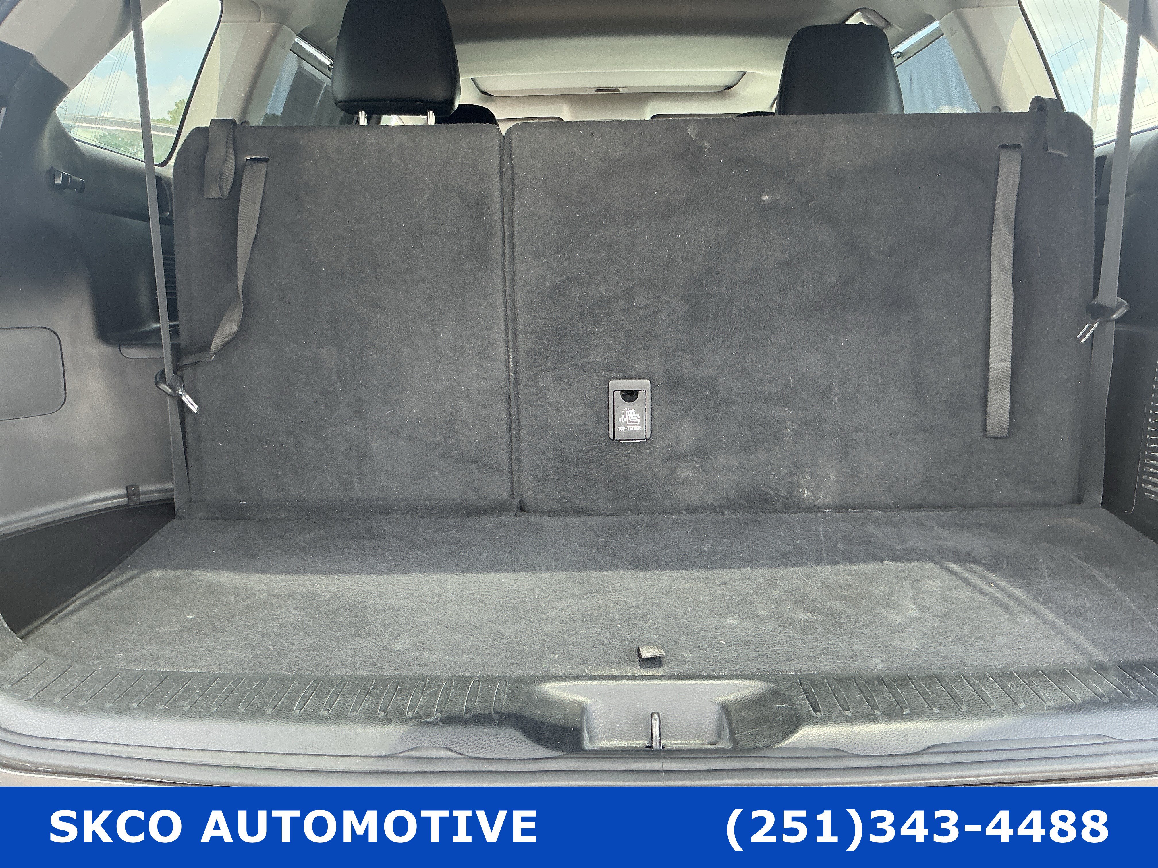 Used 2019 Toyota Highlander XLE FWD image 21