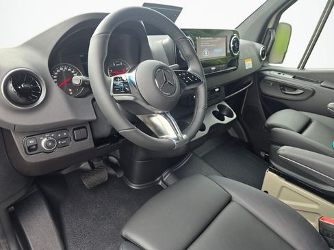New 2026 Mercedes-Benz Sprinter 2500 image 7