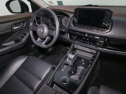 Used 2023 Nissan Rogue SL w/ SL Premium Package AWD/4WD image 18