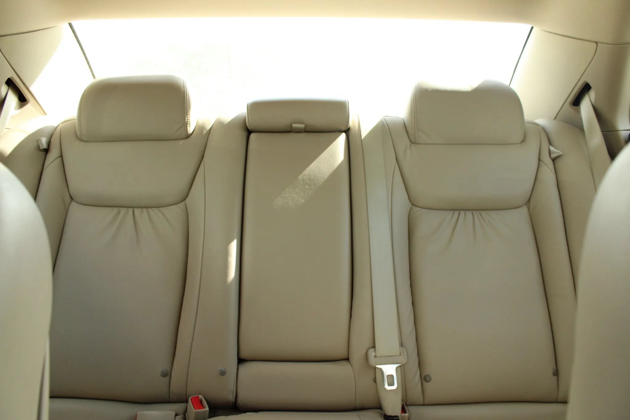 Used 2011 Chrysler 300 Limited w/ Sound Group RWD image 17