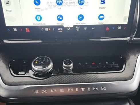 New 2025 Ford Expedition Platinum w/ Stealth Performance Package image 52