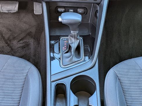 Used 2021 Kia Niro LXS image 21