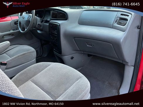Used 2001 Ford Windstar LX image 4