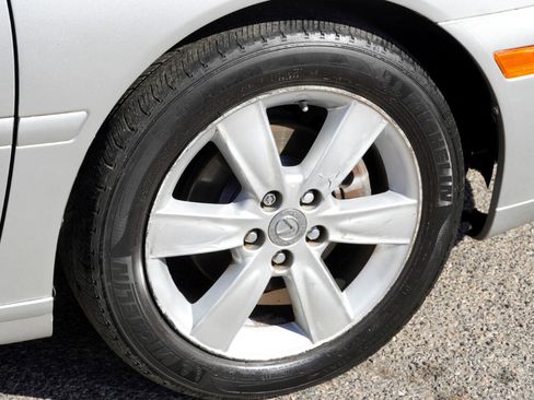 Used 2006 Lexus ES 330 image 4