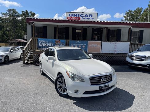 Used 2013 INFINITI M37 w/ Premium Pkg RWD image 4