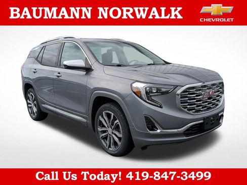 Used 2018 GMC Terrain Denali AWD/4WD image 1