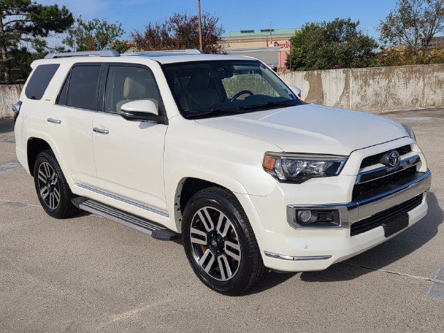 Used 2016 Toyota 4Runner Limited AWD/4WD image 3