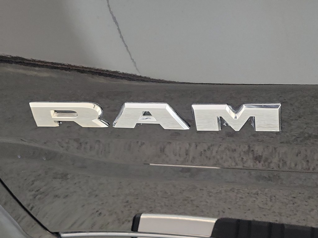 Used 2020 RAM 1500 Big Horn RWD image 7