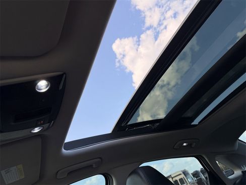 Used 2023 Kia K5 EX image 23