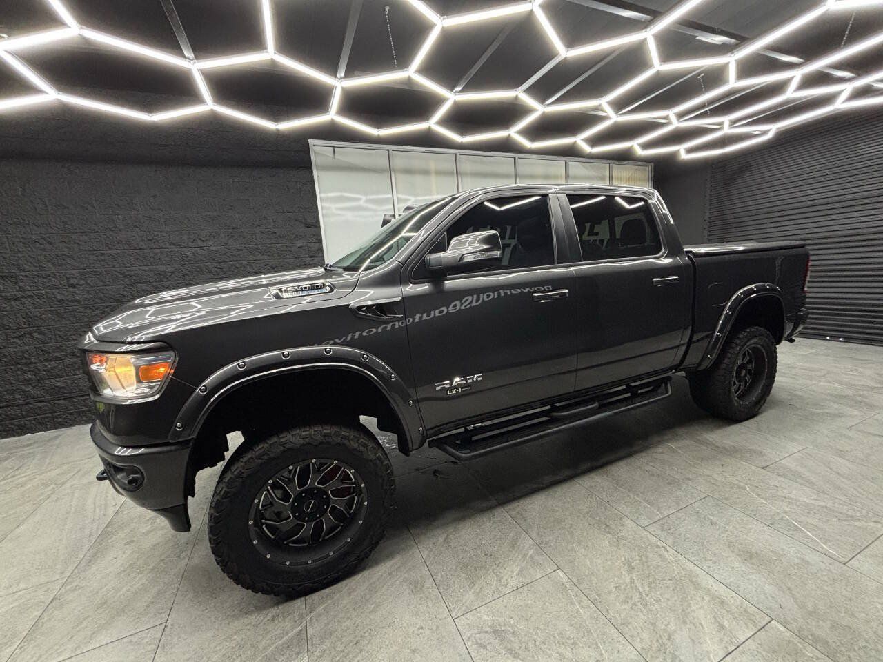 Used 2022 RAM 1500 Big Horn AWD/4WD image 8