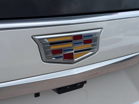Used 2025 Cadillac Escalade ESV Premium Luxury w/ Touring Package AWD/4WD image 15