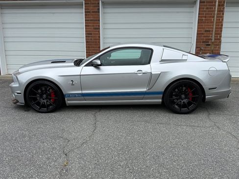 Used 2014 Ford Mustang Shelby GT500 w/ Equipment Group 821A RWD image 20